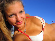 Slim blonde with a nice